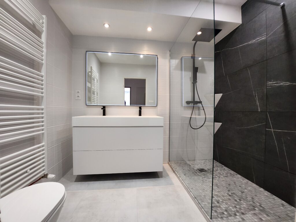 Salle De Bain Noir Et Blanc Montpellier